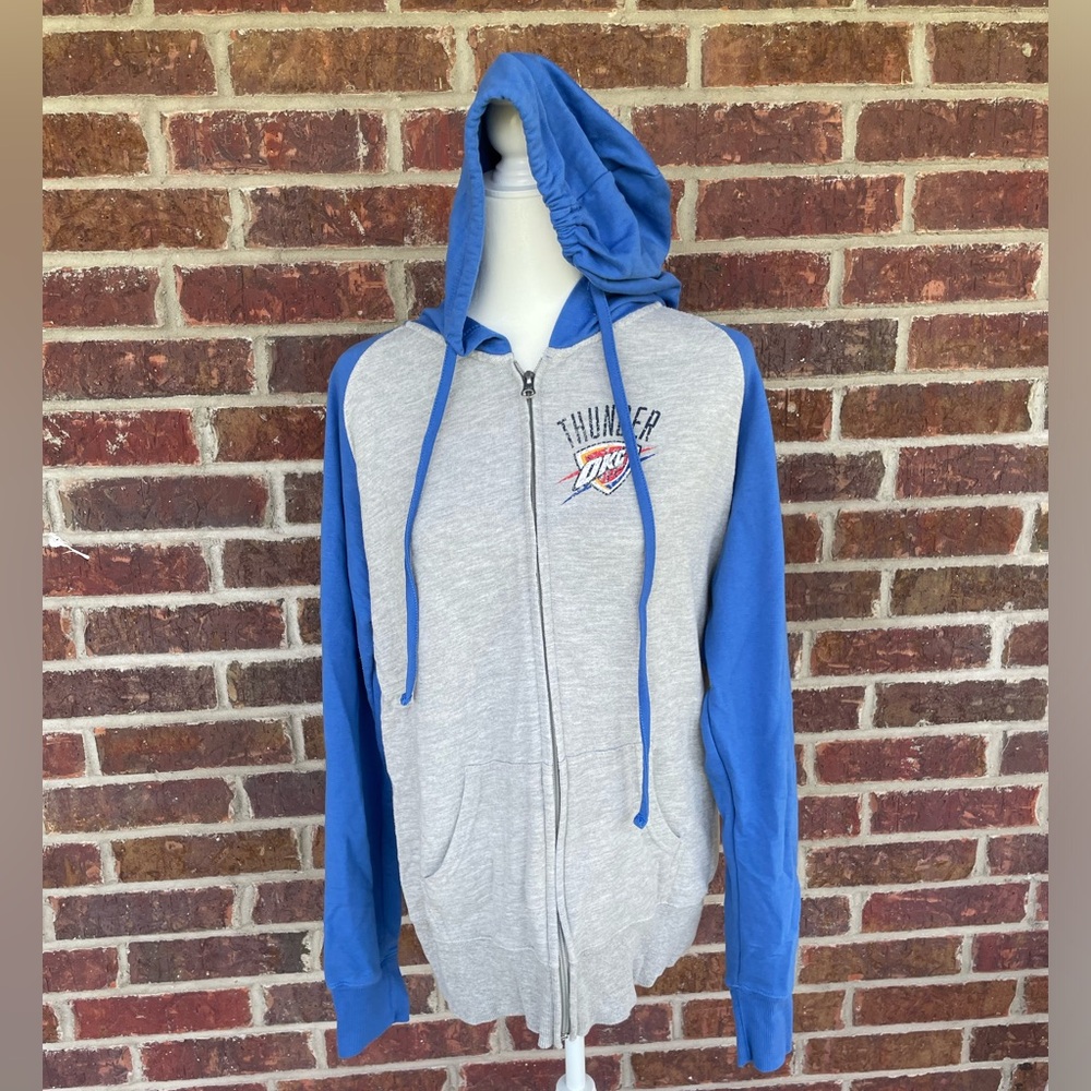 Women’s NBA OKC Thunder Hooded Zip Front Jacket Size 2XL